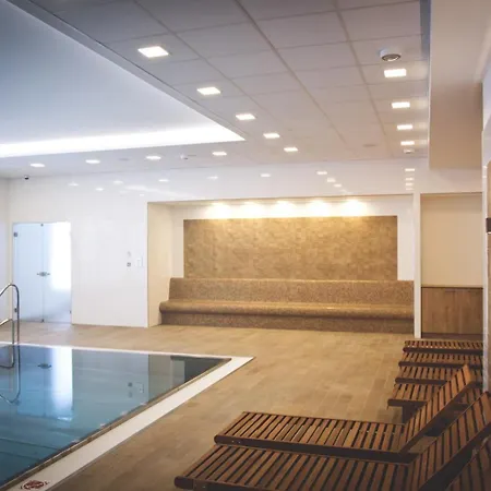 Moser - Sauna And Pool Appartement Karlsbad